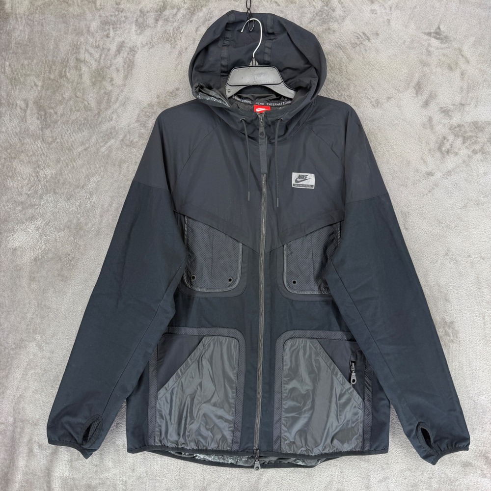 Nike International Windrunner Jacket Mens Large Black Hooded Utility 802371-010